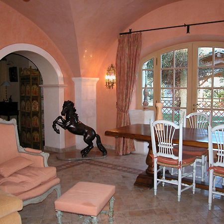 Le Mazet De La Dame Bed & Breakfast Barbentane Dış mekan fotoğraf